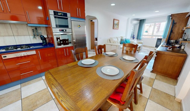 Resale - Apartment -
Torrevieja - Puerto Deportivo Marina Salinas