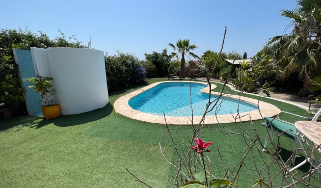Återförsäljning - Villa -
Daya Nueva - Costa Blanca