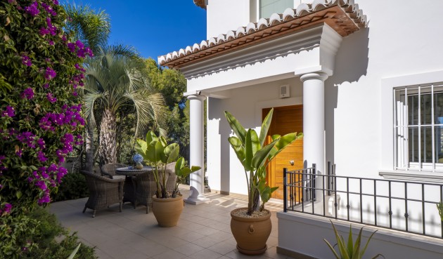 Resale - Villa -
Jávea - Costa Blanca