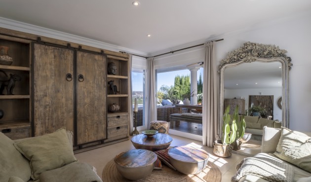 Resale - Villa -
Jávea - Costa Blanca