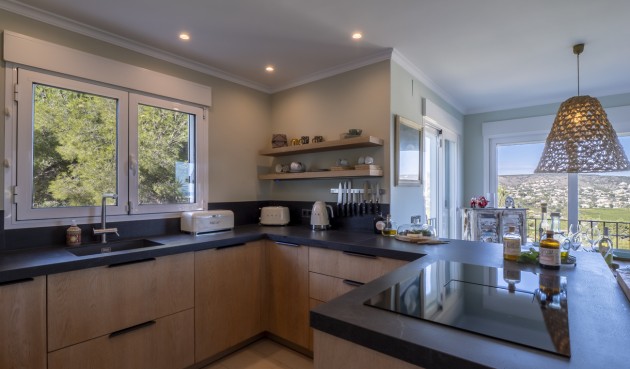 Resale - Villa -
Jávea - Costa Blanca