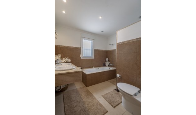 Resale - Villa -
Jávea - Costa Blanca