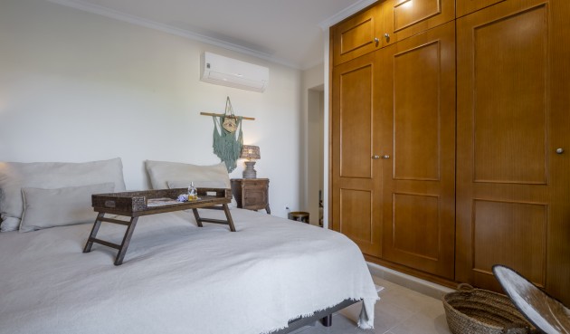 Resale - Villa -
Jávea - Costa Blanca