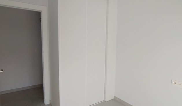 Resale - Apartment -
Torrevieja - CENTRE PLAYA DEL CURA LAS PISCINAS