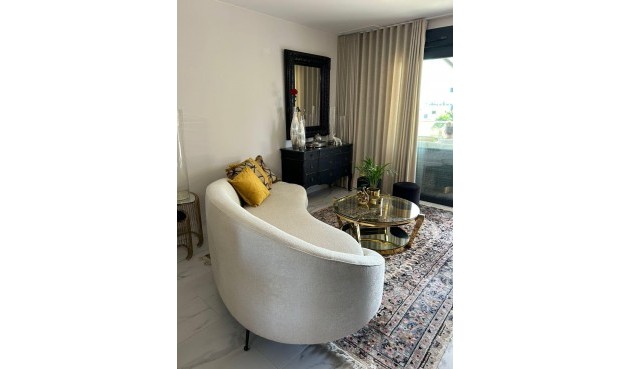 Resale - Penthouse -
Orihuela Costa - Playa Flamenca