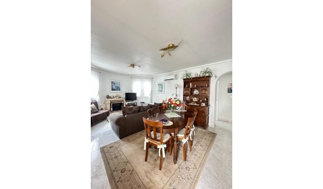 Återförsäljning - Villa -
Ciudad Quesada - Costa Blanca Sur