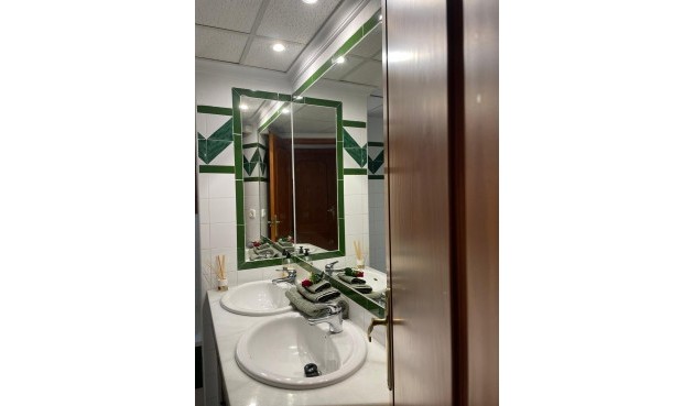 Återförsäljning - Takvåning -
Torrevieja - Los Frutales