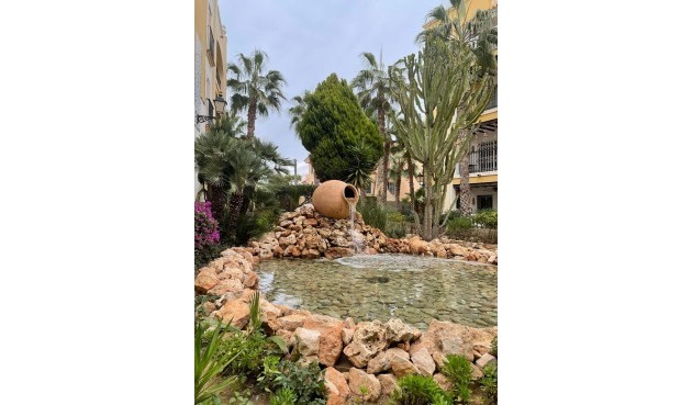 Återförsäljning - Takvåning -
Torrevieja - Los Frutales