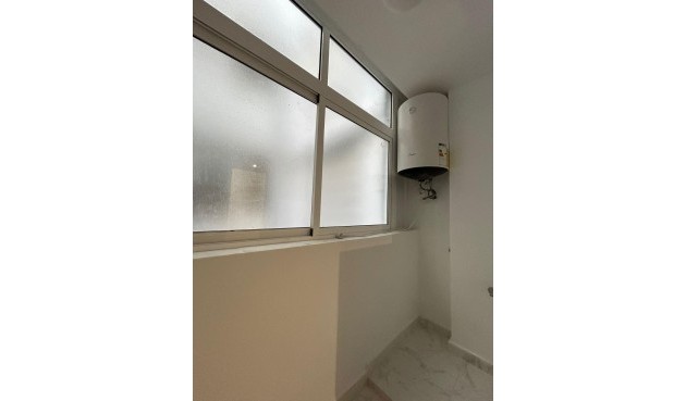 Resale - Apartment -
Torrevieja