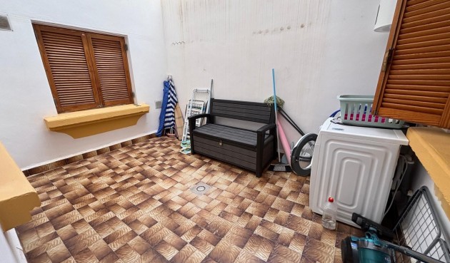 Resale - Apartment -
Torrevieja - Los Frutales