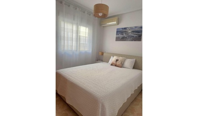Resale - Duplex -
Torrevieja - Torreblanca
