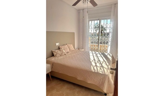 Resale - Duplex -
Torrevieja - Torreblanca