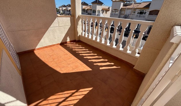 Resale - Bungalow -
Torrevieja