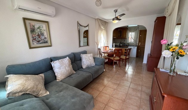 Resale - Bungalow -
Torrevieja