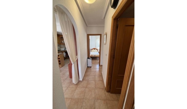 Resale - Bungalow -
Torrevieja