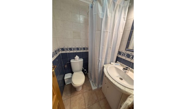Resale - Bungalow -
Torrevieja