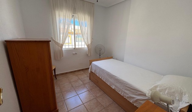 Resale - Bungalow -
Torrevieja