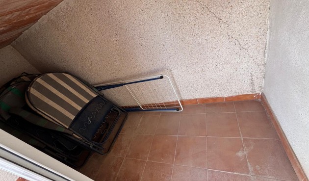 Resale - Bungalow -
Torrevieja