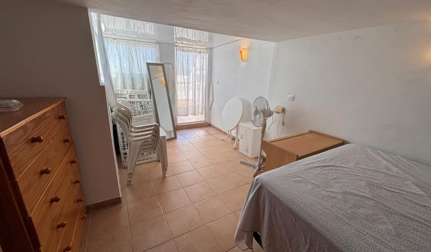 Resale - Bungalow -
Torrevieja