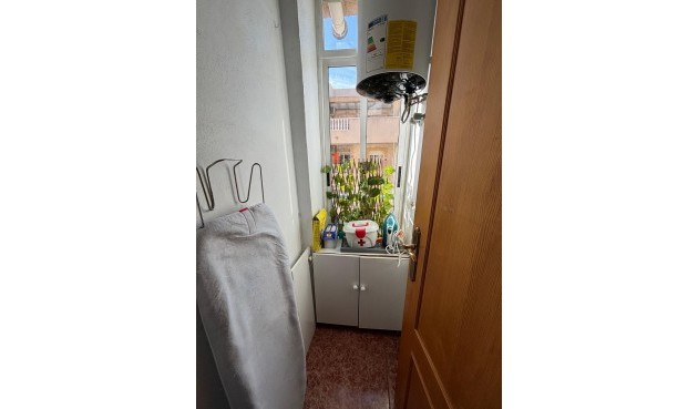 Resale - Apartment -
Torrevieja - Playa de los Locos