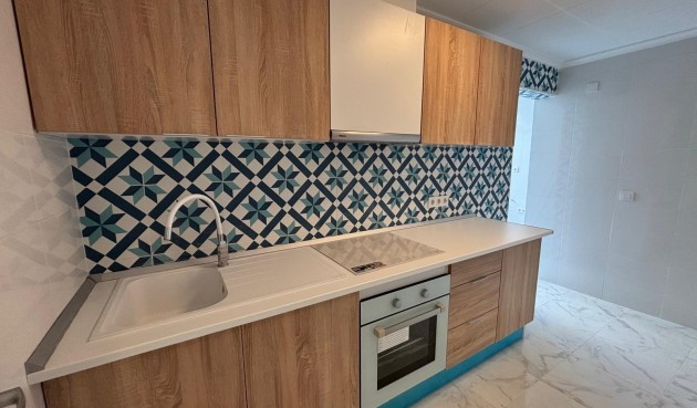 Resale - Penthouse -
Torrevieja - Acequion