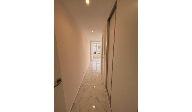 Resale - Penthouse -
Torrevieja - Acequion