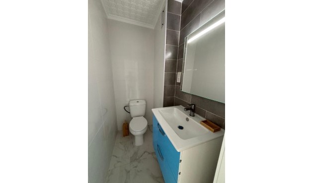 Resale - Penthouse -
Torrevieja - Acequion