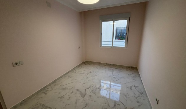 Resale - Penthouse -
Torrevieja - Acequion