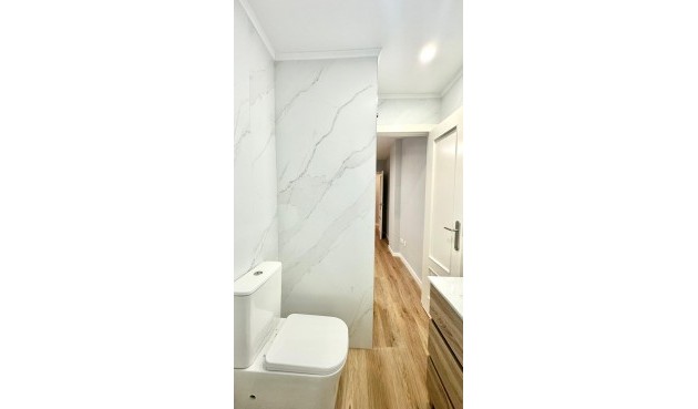 Brukt - Apartment -
Torrevieja - La Mata Pueblo