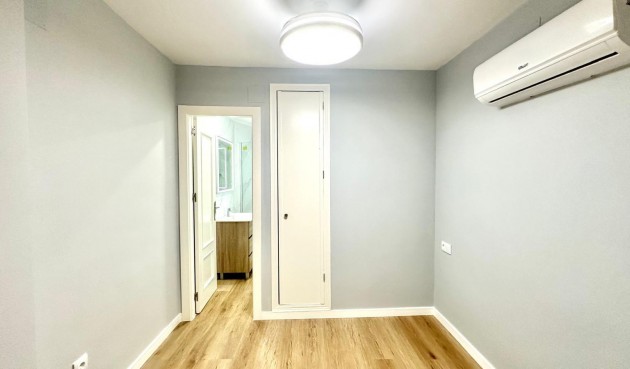 Brukt - Apartment -
Torrevieja - La Mata Pueblo