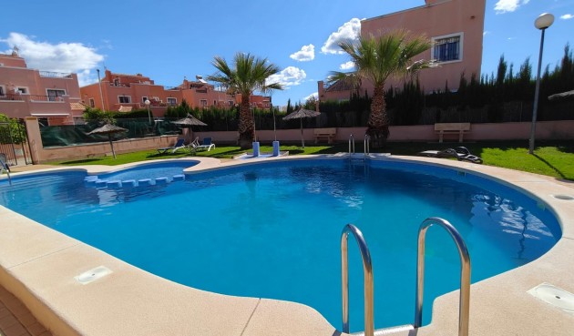 Återförsäljning - Duplex -
Los Montesinos - Costa Blanca Sur