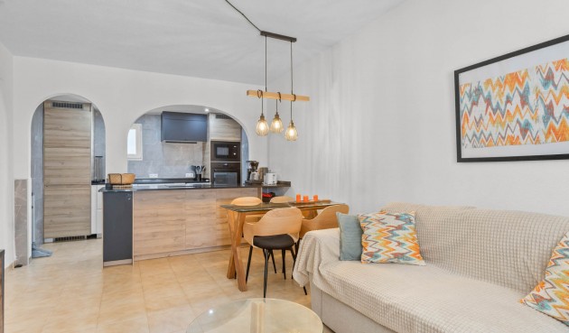 Resale - Bungalow -
Torrevieja - Costa Blanca