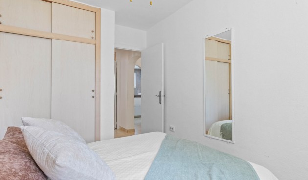 Resale - Bungalow -
Torrevieja - Costa Blanca