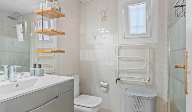 Resale - Bungalow -
Torrevieja - Costa Blanca