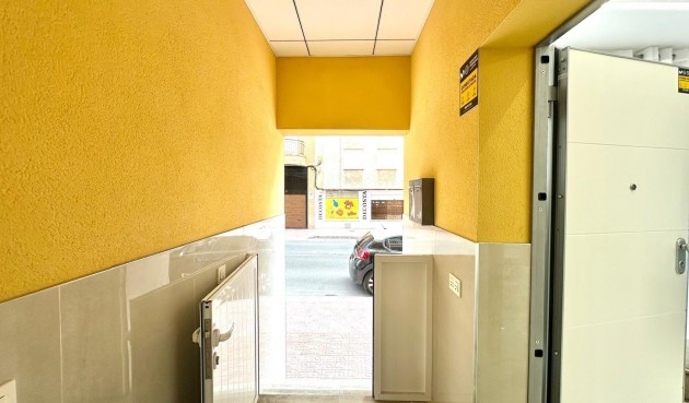 Resale - Apartment -
Torrevieja - Playa del Cura
