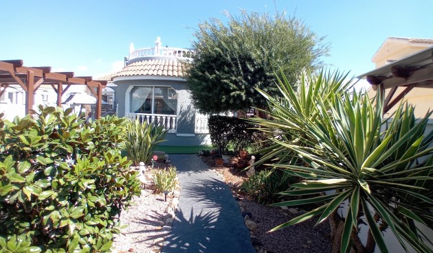 Resale - Villa -
Mazarron - Camposol