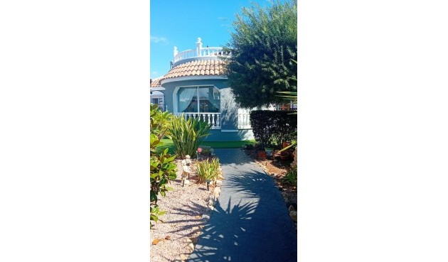 Resale - Villa -
Mazarron - Camposol