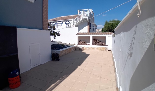 Resale - Villa -
Mazarron - Camposol