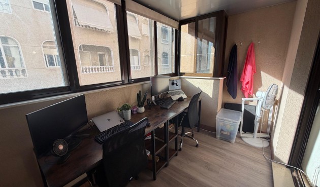 Brukt - Apartment -
Torrevieja - Centro