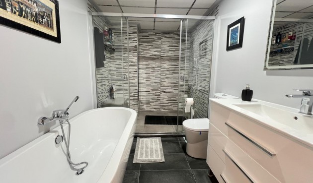 Brukt - Apartment -
Torrevieja - Playa del Cura