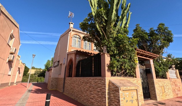 Resale - Town House -
Torrevieja - El Acequión - Los Náufragos