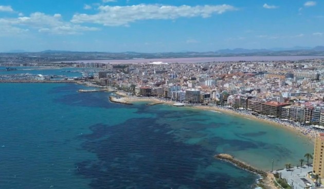 Resale - Apartment -
Torrevieja - Playa del Cura