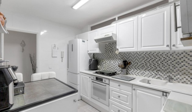 Resale - Apartment -
Torrevieja - Playa del Cura