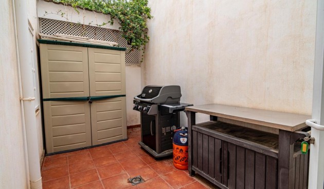 Resale - Villa -
Orihuela