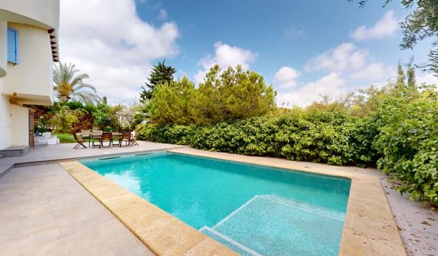 Brukt - Villa -
Orihuela Costa - Costa Blanca