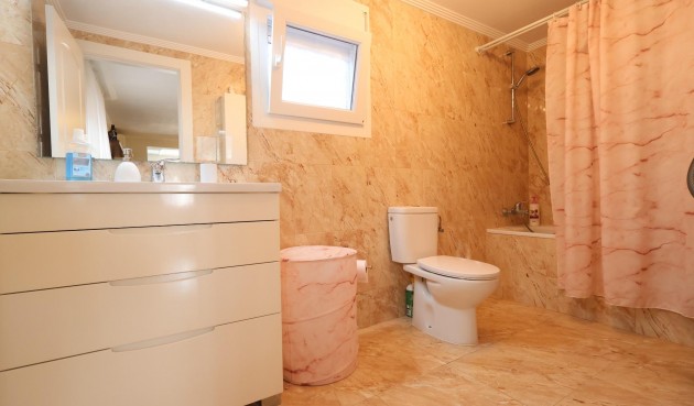 Brukt - Villa -
Torrevieja - Costa Blanca