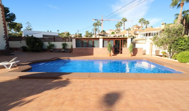 Brukt - Villa -
Torrevieja - Costa Blanca