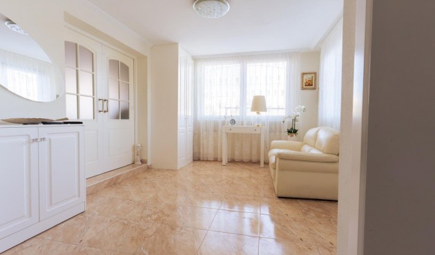 Resale - Villa -
Torrevieja - Los Balcones - Los Altos del Edén