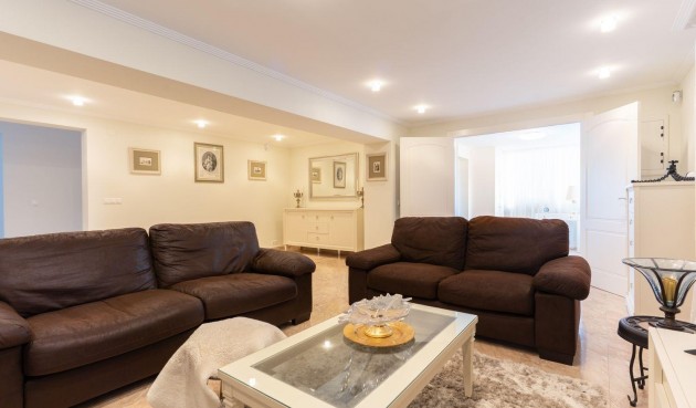 Resale - Villa -
Torrevieja - Los Balcones - Los Altos del Edén