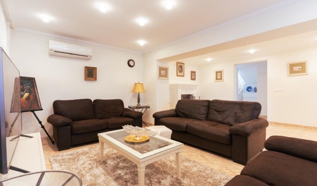 Resale - Villa -
Torrevieja - Los Balcones - Los Altos del Edén